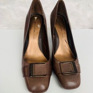 Bandolino Brown Pumps with Buckle Design Size 7.5